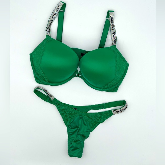 COPY - Victoria secret set bra and panty push up bra - Picture 1 of 6
